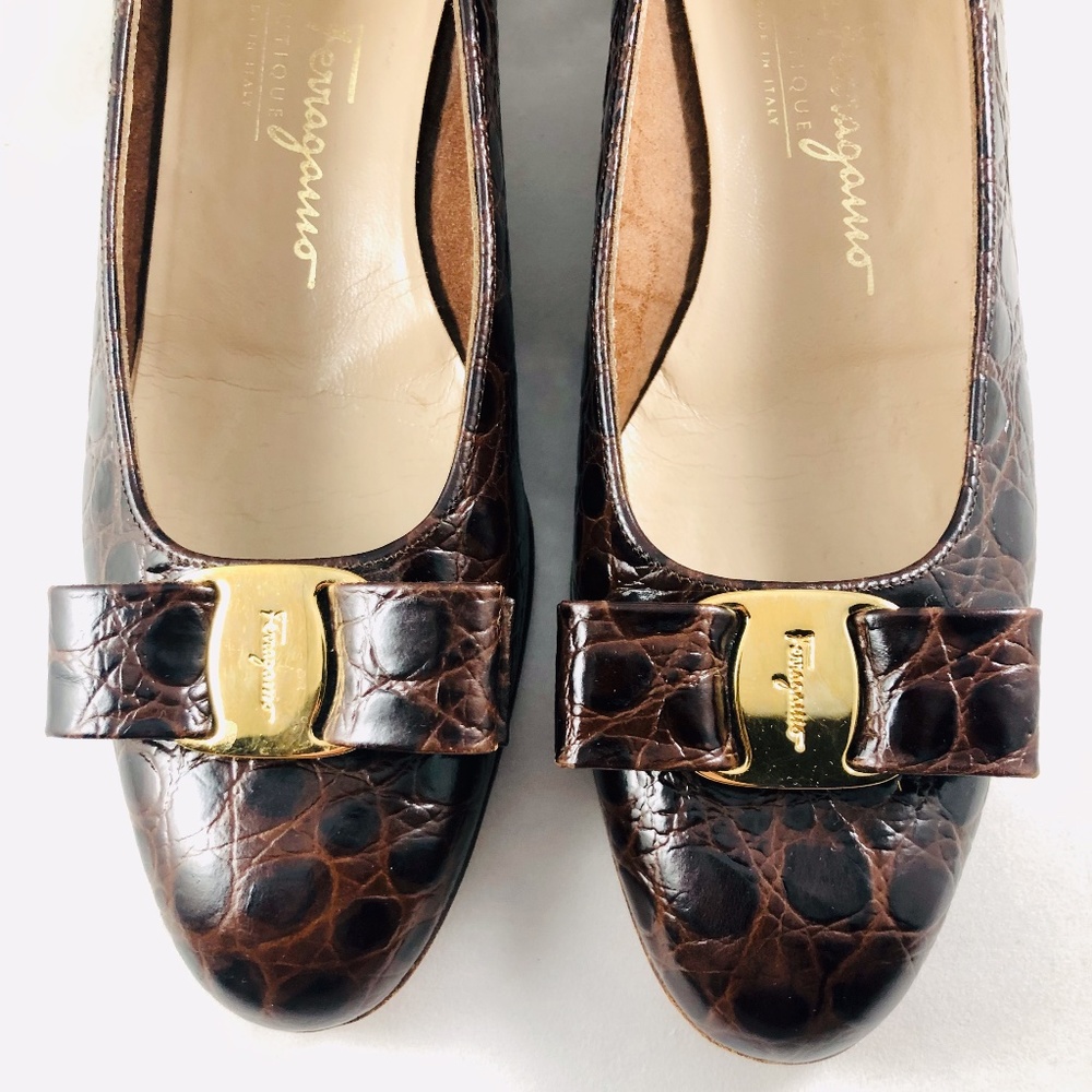 Salvatore Ferragamo Vara Brown Crocodile EUC